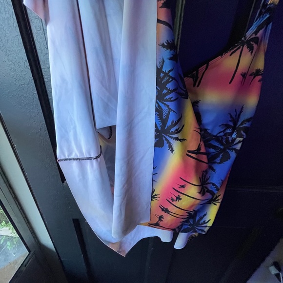 Rose Gal Swim Top 4x Palm Trees - Picture 9 of 12